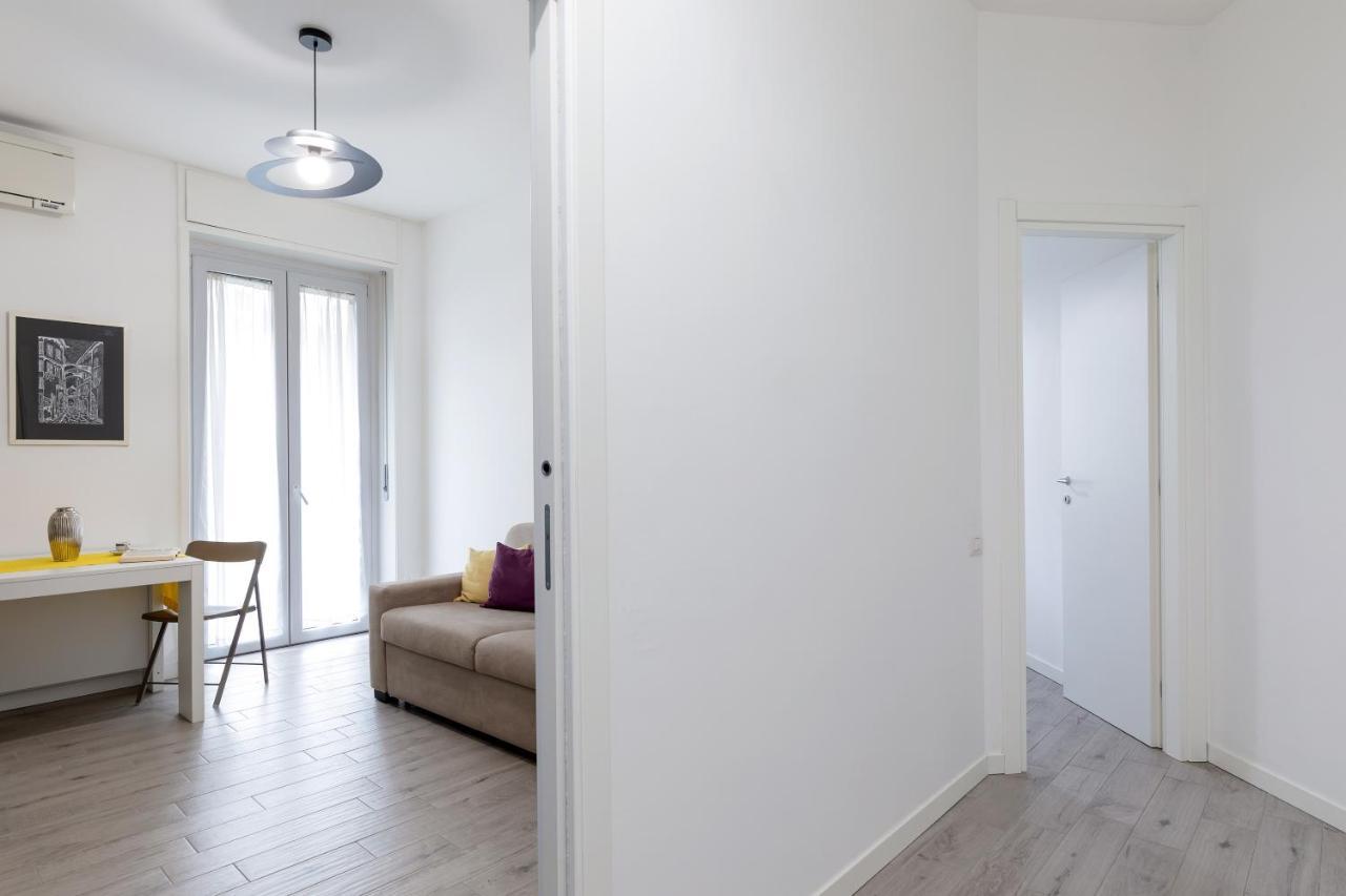 Piazza De Angeli M1 Comfortable Flat With Balcony Milán Exteriér fotografie